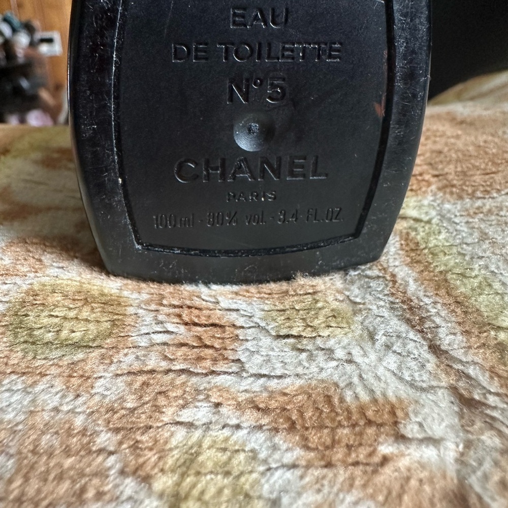 Chanel Black Eau de Toilette N°5